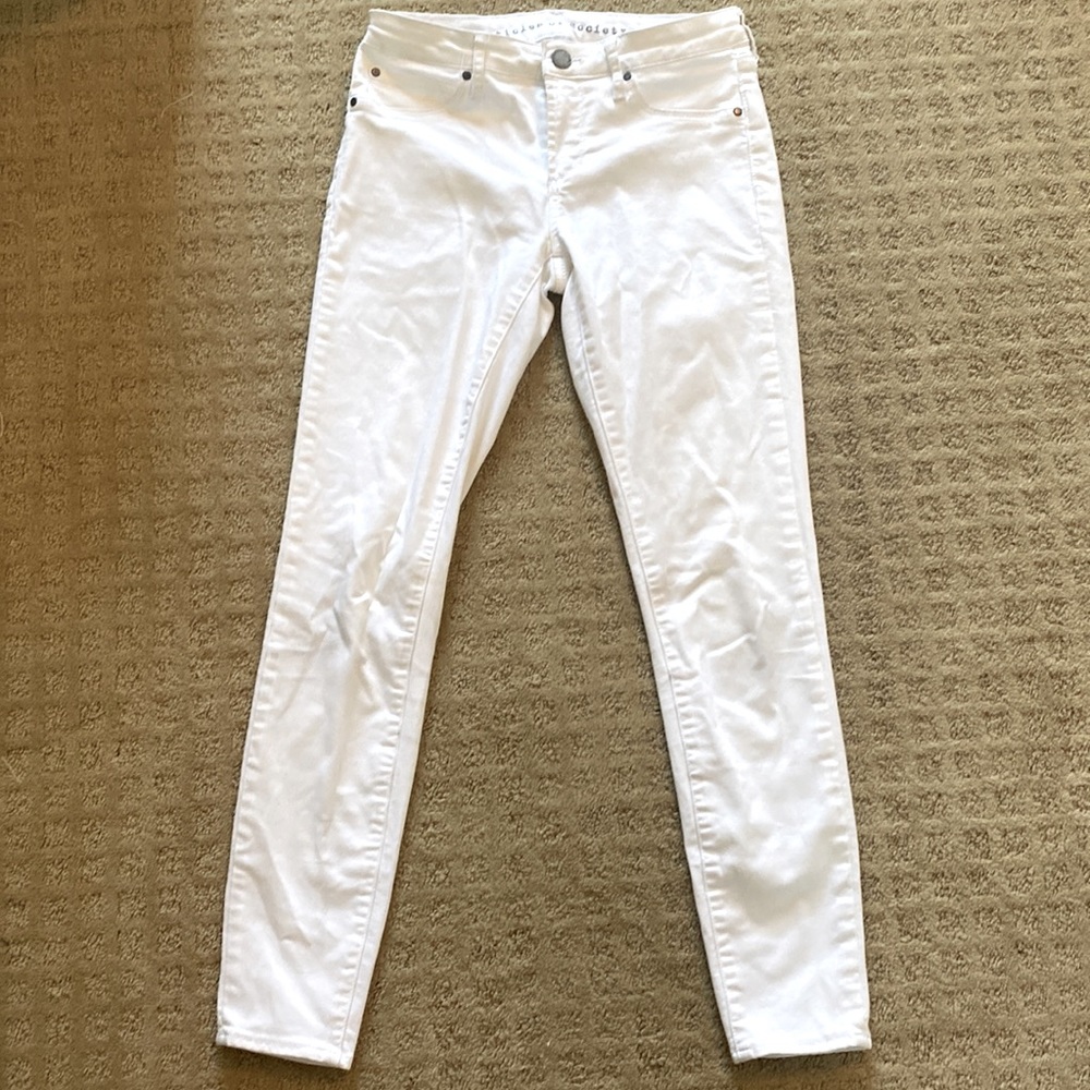 Articles of Society White Skinny Jeans Size 26